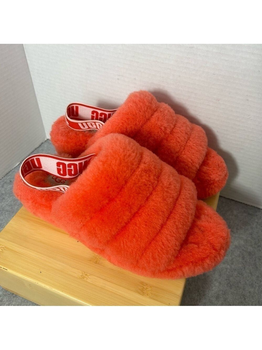Ugg Fluff Yeah Slides Shoes Slippers Pink Fluffy Size 7 Women's
